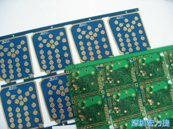 PBC與HDI等硬質(zhì)載板因應(yīng)不同構(gòu)型的結(jié)構(gòu)組裝需求，能做的彈性設(shè)計(jì)有限，必須搭配FPC軟板進(jìn)行整合設(shè)計(jì)。